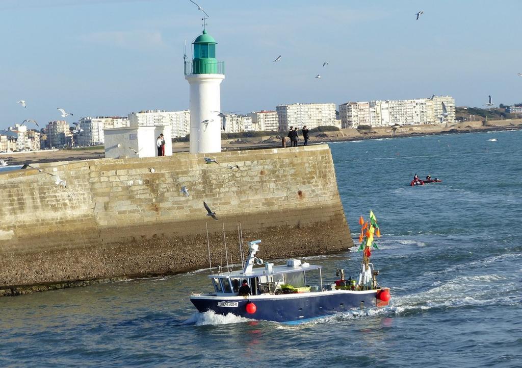 Hotel Du Commerce Les Sables-d'Olonne Ngoại thất bức ảnh